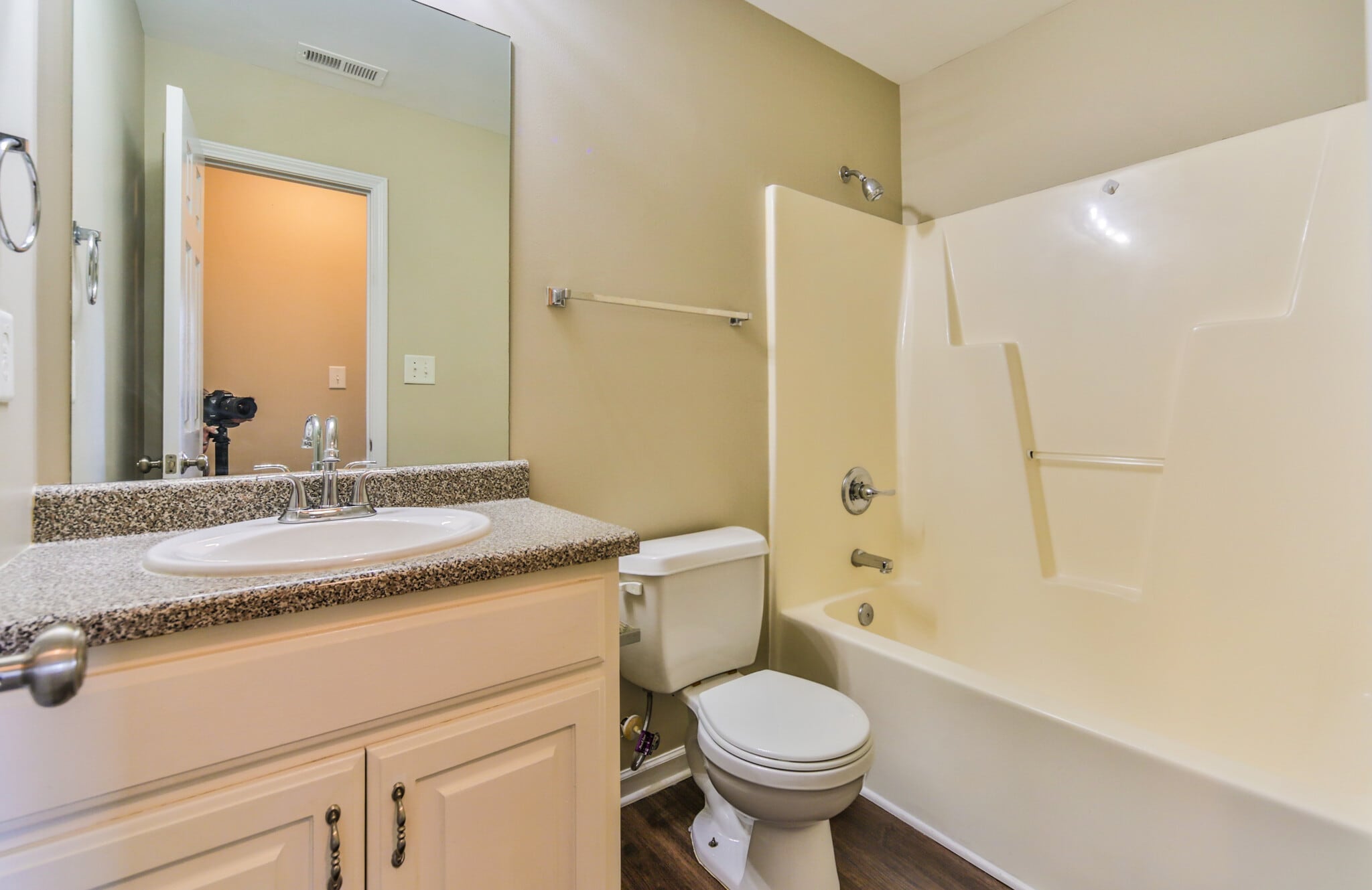 Building Photo - 304 Whitehall Ct