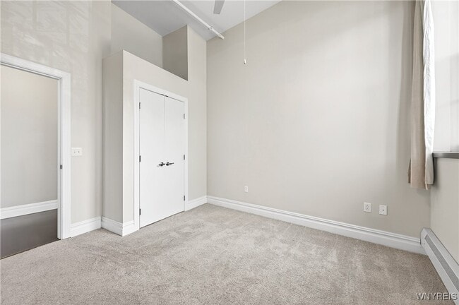 Building Photo - 2917 Main St