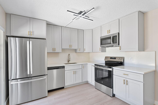 Building Photo - 2893 SW 22nd Cir