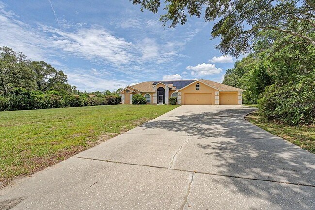 Building Photo - 20811 SW 81st Loop