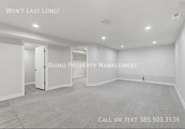 Building Photo - 4452 N Summer View Dr