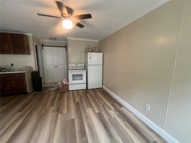 Building Photo - 10909 Fincher Rd