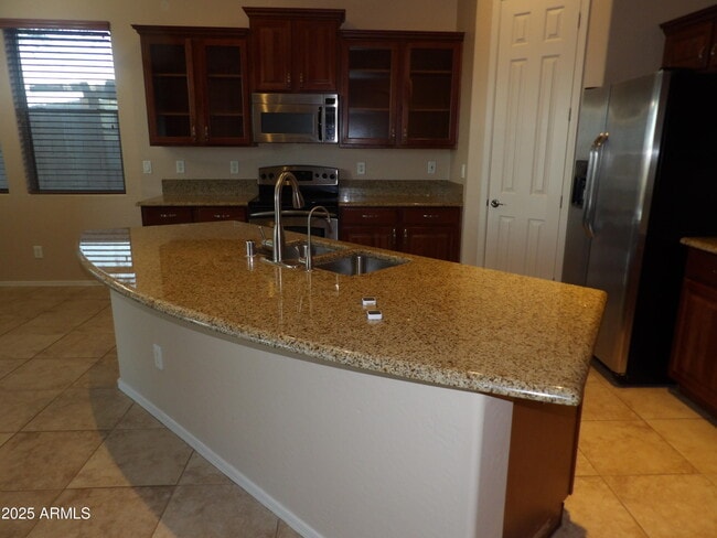 Building Photo - 17976 W Paseo Way