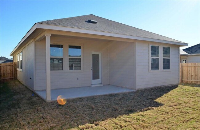 Building Photo - 148 McFarland St