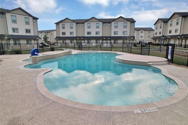 Building Photo - 12603 Telge Rd