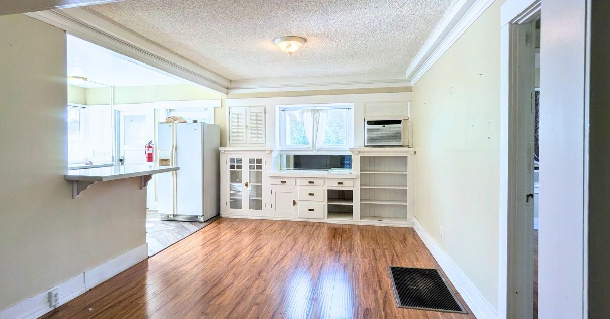 Building Photo - 233 W I St