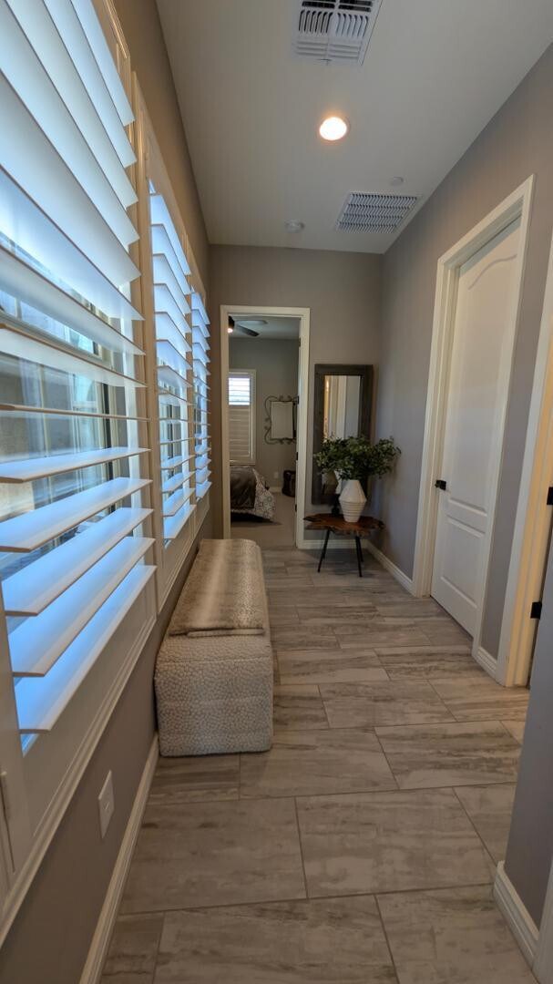 Building Photo - 11004 E Ajave Dr