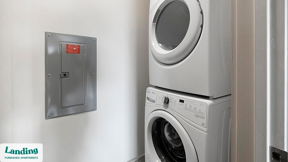 Building Photo - 1414 Wood Hollow Dr