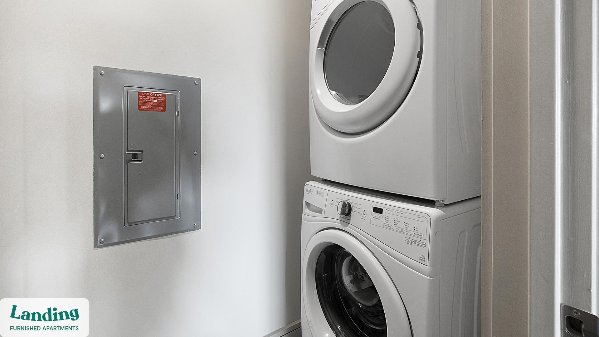 Building Photo - 1414 Wood Hollow Dr