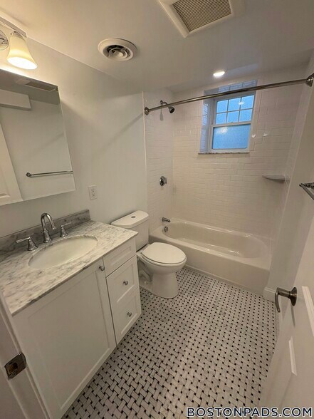 Building Photo - 1 Langdon St