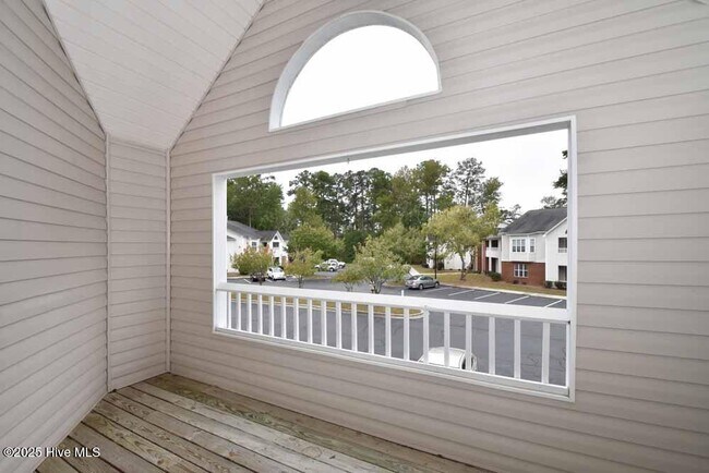 Building Photo - 1122 Turtle Creek Rd