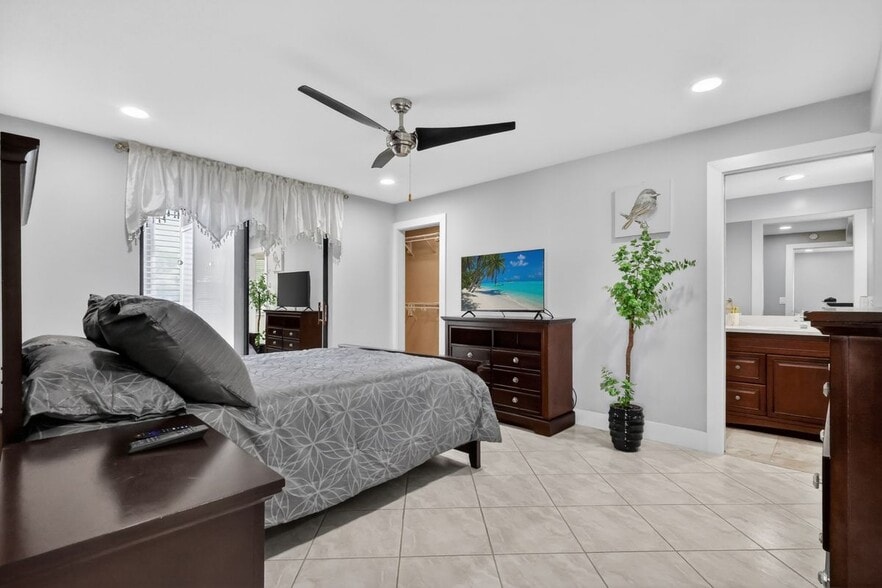 Building Photo - 492 Piedmont