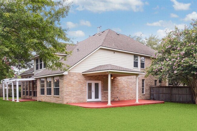 Building Photo - 4422 Roundtree Ln