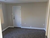 Building Photo - 770 Douglas Ave