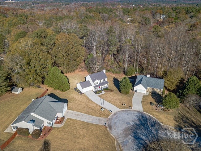 Building Photo - 670 Woodland Ridge Dr