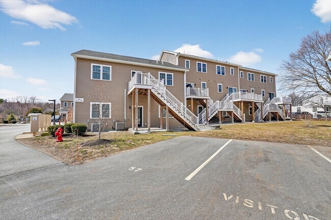 Building Photo - 7 Gorham St