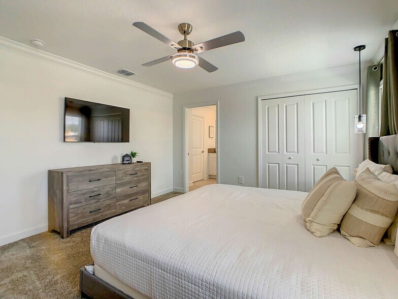 Building Photo - 2573 Reading Trail