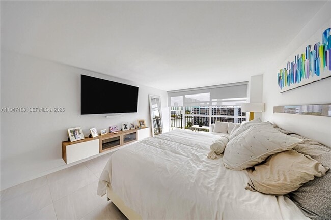 Building Photo - 600 Parkview Dr