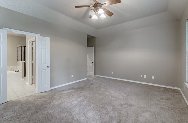 Building Photo - 14918 Pollux Dr