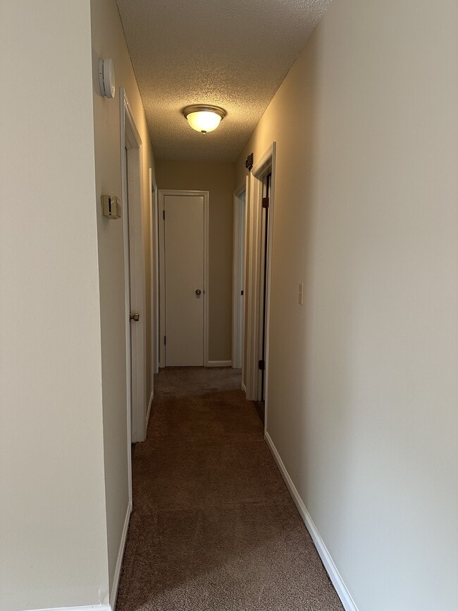 Building Photo - 804 Park Ave N