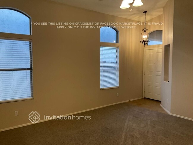 Building Photo - 8370 W Salter Dr