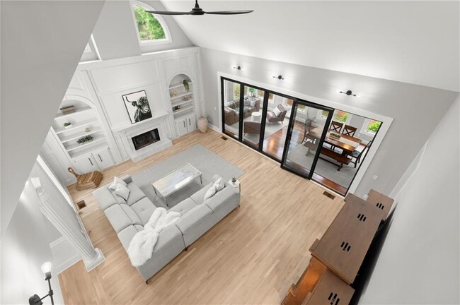 Building Photo - 1431 Waterford Green Dr
