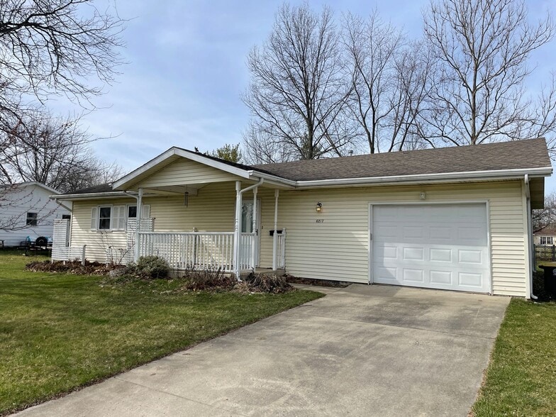 Building Photo - 6217 Aragon Dr