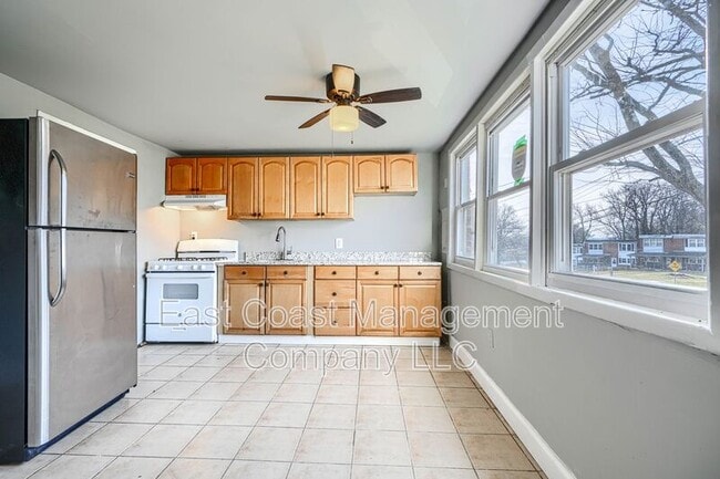 Building Photo - 3241 Bero Rd