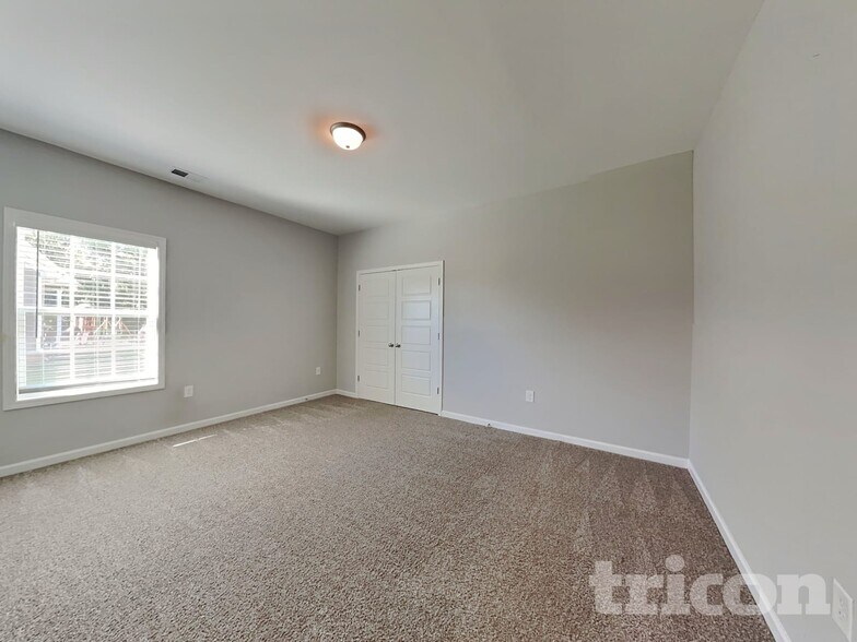 Building Photo - 831 Ellyson Dr