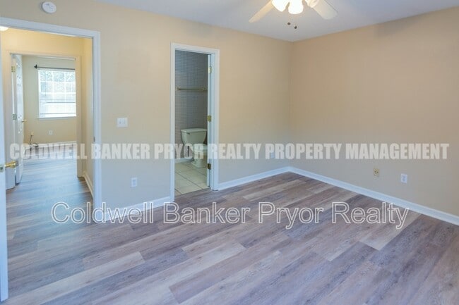 Building Photo - 1240 N Concord Rd