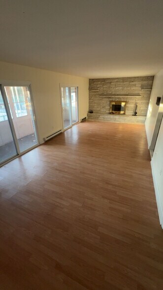 Building Photo - 9 North St