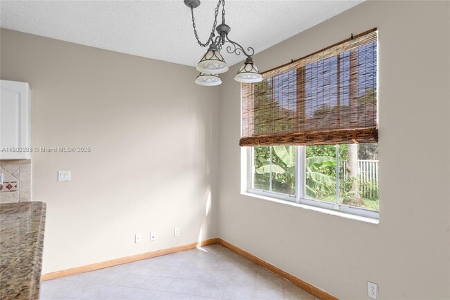 Building Photo - 4490 Foxtail Ln