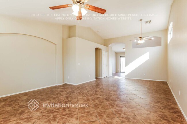 Building Photo - 8703 N 112th Ave