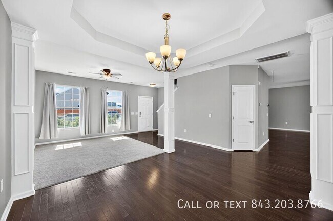 Building Photo - 165 Weeping Cypress Dr