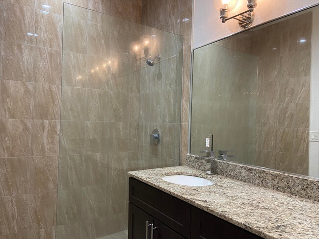 Building Photo - 281 Bella Sol Way