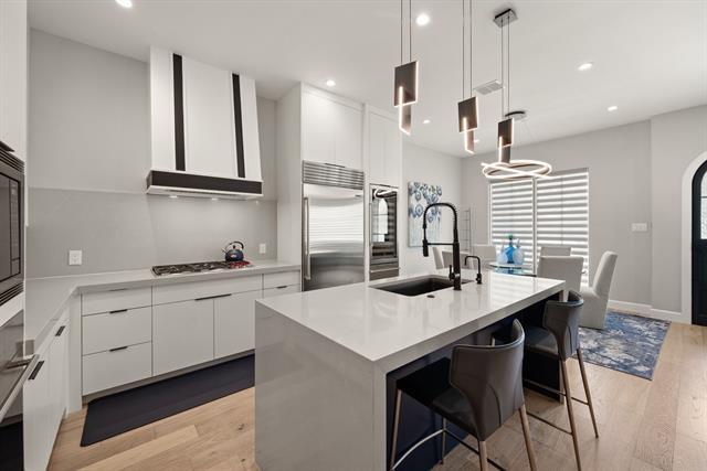 Building Photo - 2850 Lakeside Pkwy