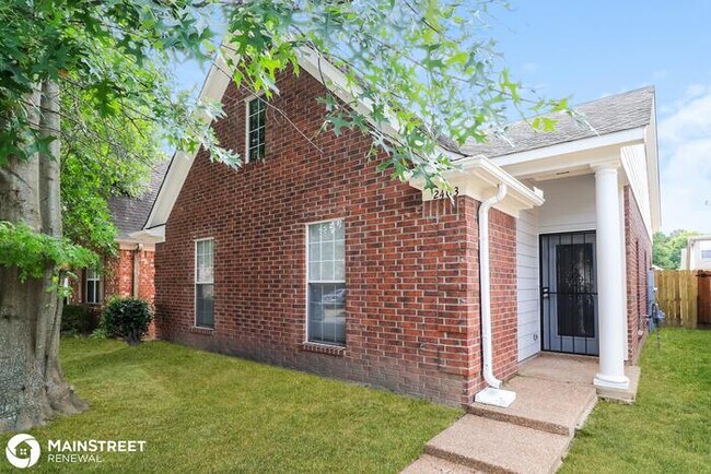 Building Photo - 2403 Lake Garden Dr, Memphis, TN 38134