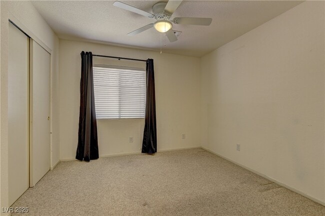 Building Photo - 2580 Velez Valley Way