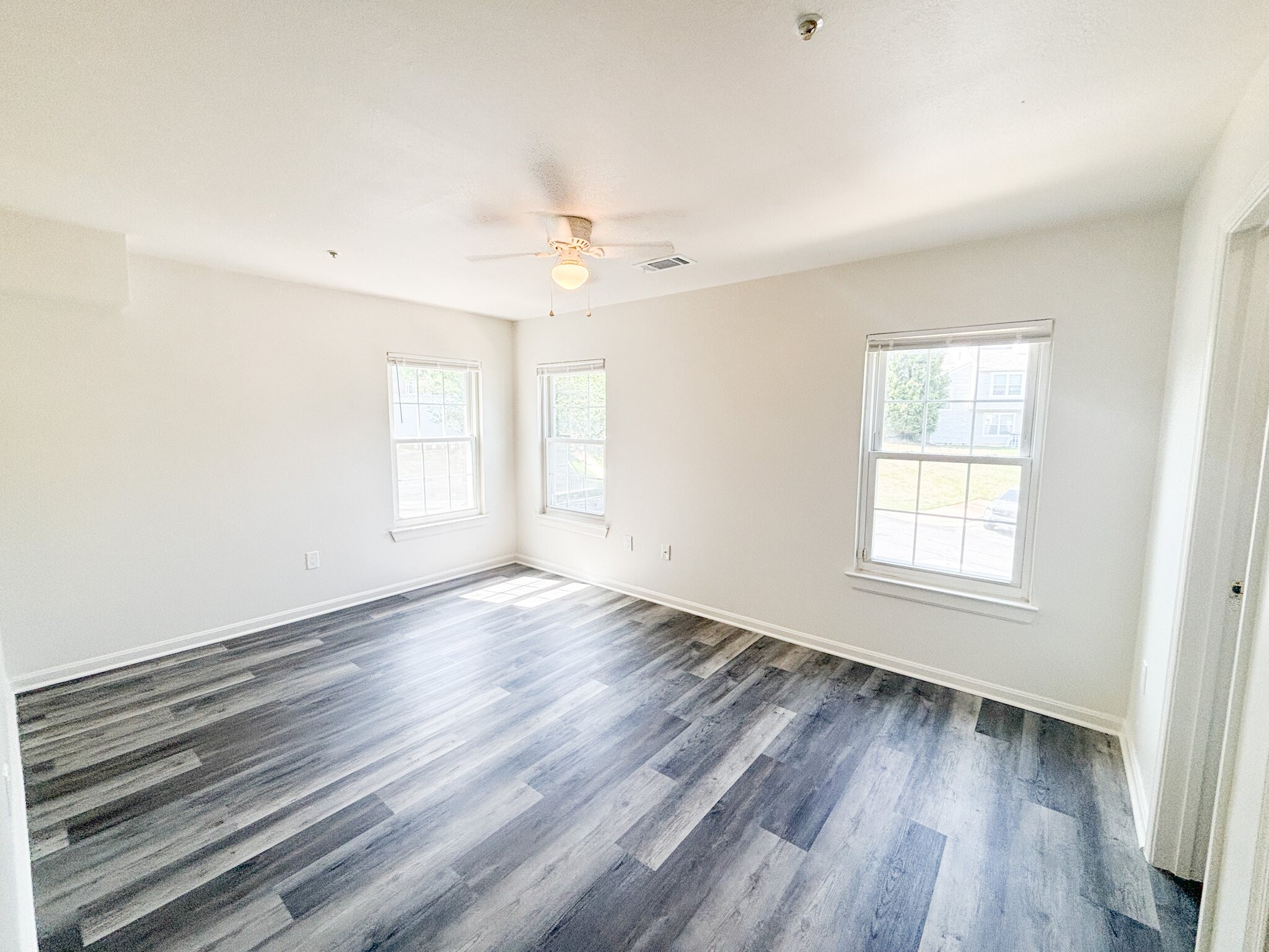Building Photo - 8724 Devon Hills Dr
