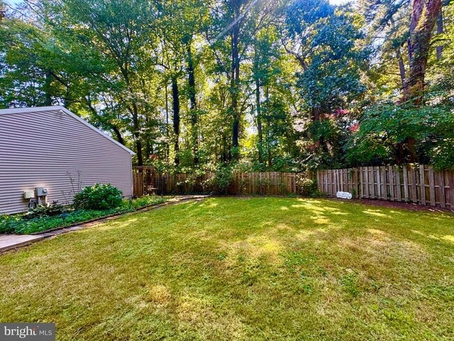 Building Photo - 24322 Canal Dr