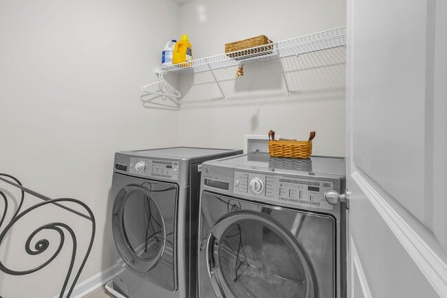 Building Photo - Come experience this beautiful new home and community for yourself.