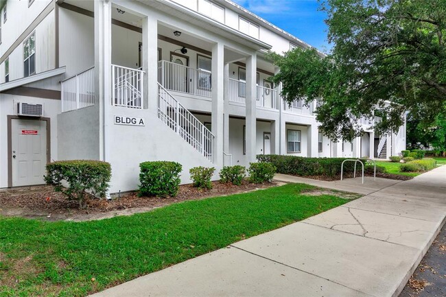 Primary Photo - 6519 W Newberry Rd