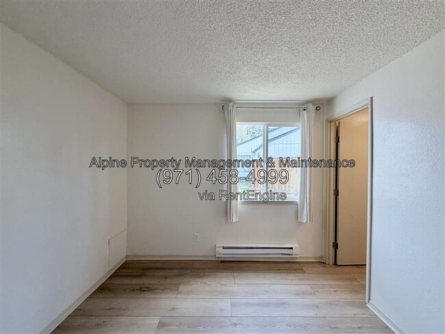 Building Photo - 6457 SW 192nd Ave