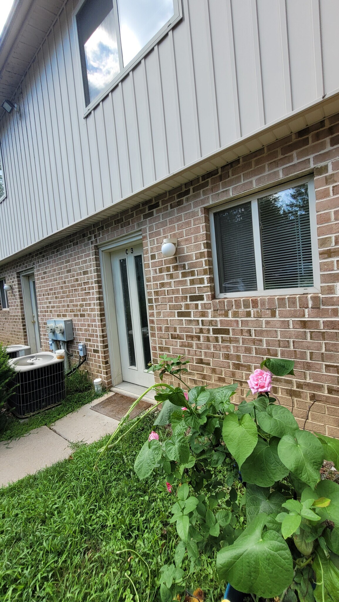 Front door - 516 Welsh Rd