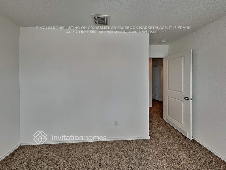 Building Photo - 135 Pasadena Pl