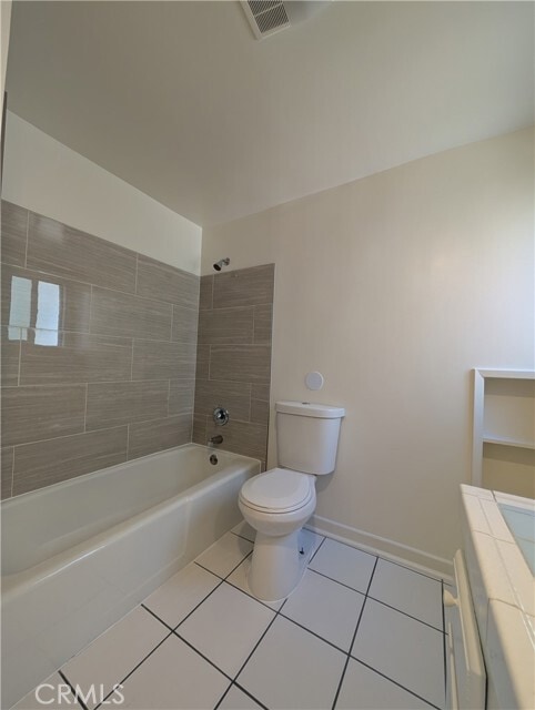 Building Photo - 665 W Altadena Dr