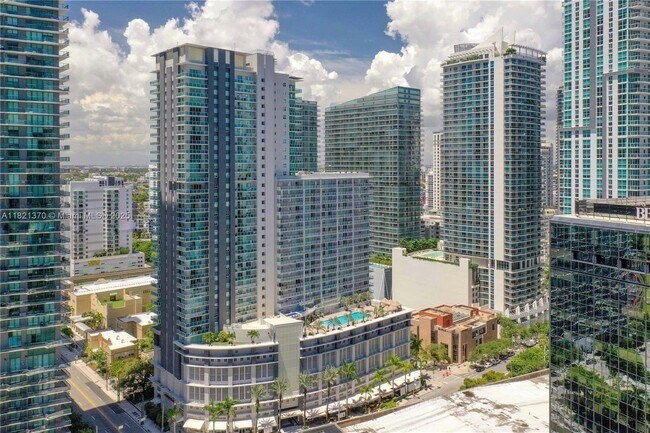 Building Photo - 1250 S Miami Ave