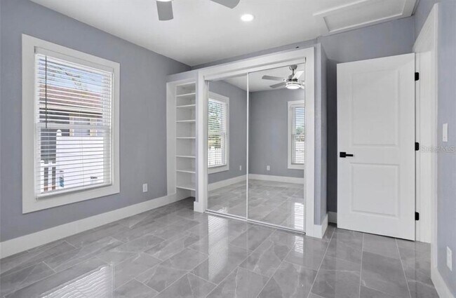 Building Photo - 8907 N Blvd