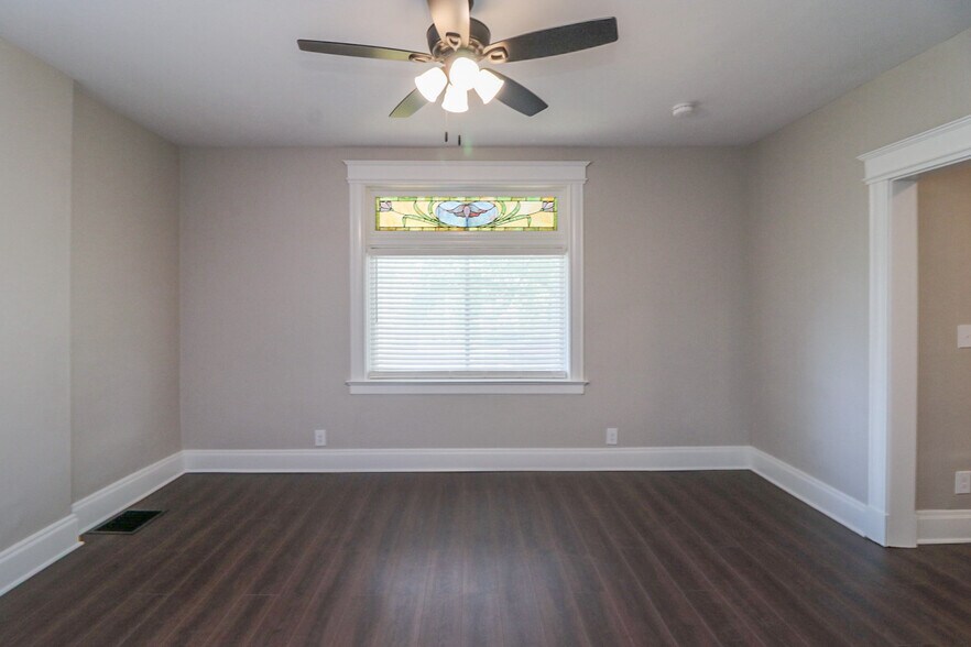 Building Photo - 1634 Elkton Pl