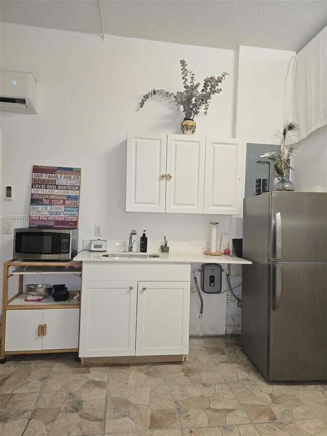 Building Photo - 8202 SW 188th Terrace